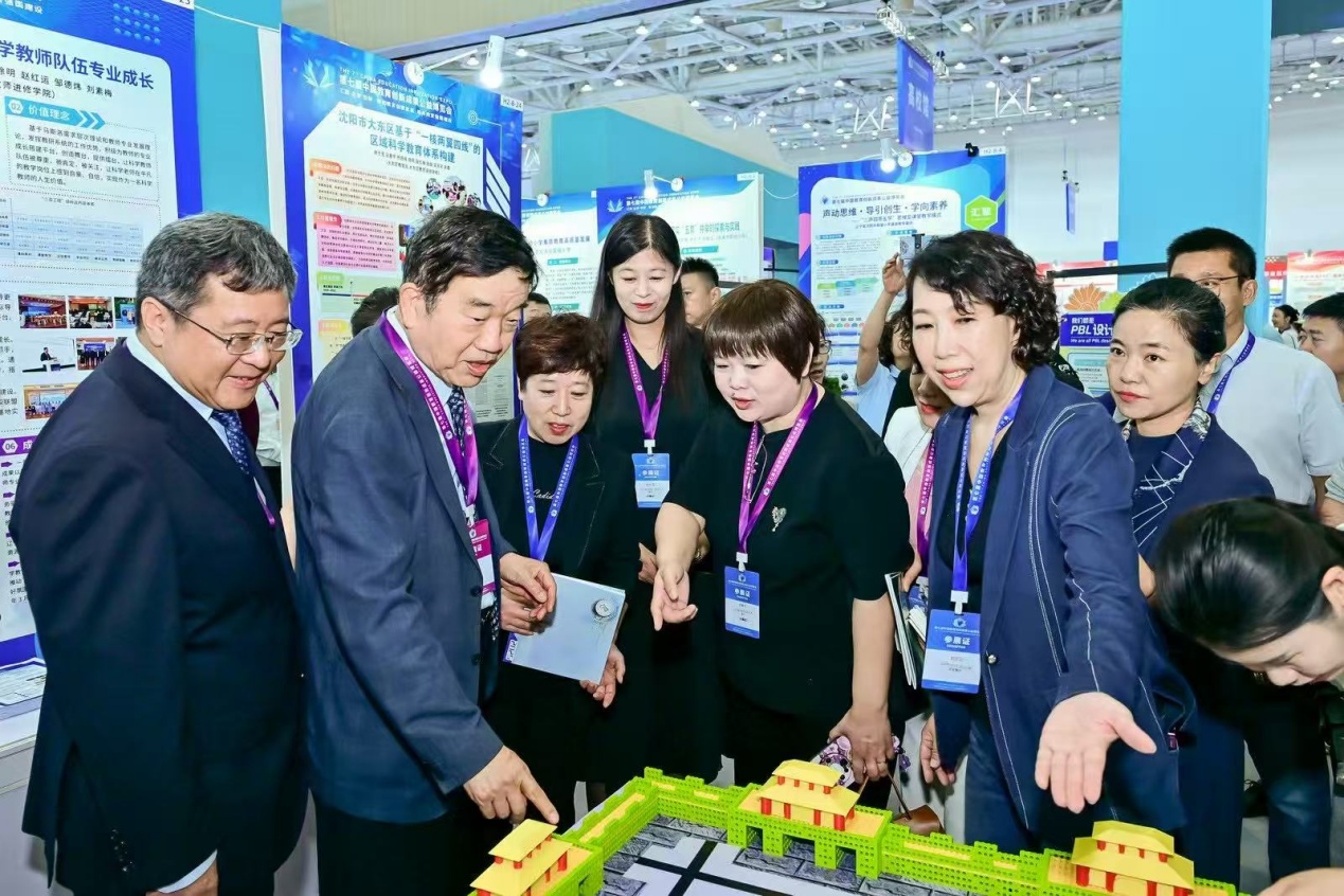 �������������ָ��������� ��ѧ�������³�