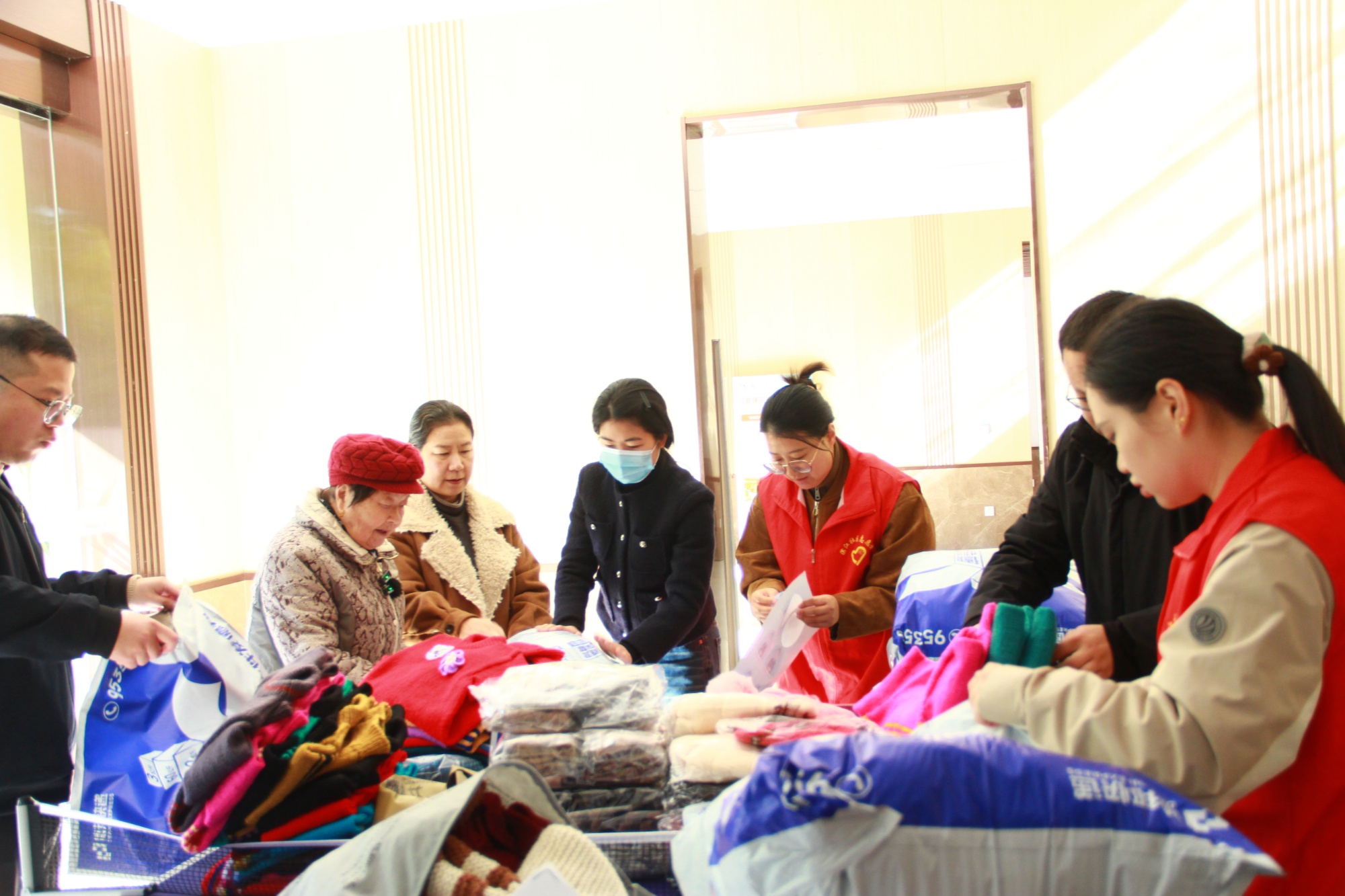 ��ë�����̡������20��һ��һ�߱�֯��ů